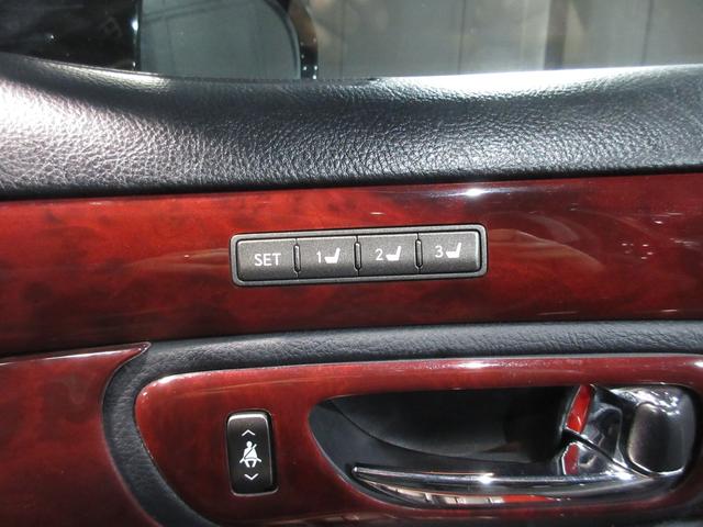 ＬＳ ＬＳ４６０　バージョンＣ　サンルーフ　黒革　クルコン　ＨＤＤナビ　ＤＶＤ　ＣＤ　Ｂカメラ　ＥＴＣ　ＷＡＬＤフルエアロ　ＷＡＬＤフェンダー　ＬＥＤヘッドライト　スマートキー　プッシュスタート（77枚目）