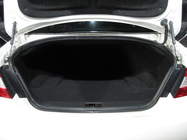 フーガ ３７０ＧＴ　クルコン　茶革　ＨＤＤナビ　Ｂｌｕｅｔｏｏｔｈ　フルセグ　ＣＤ　Ｓ　Ｂカメラ　ＥＴＣ　シートヒーター　クーラー　オットマン　スマートキー　プッシュスタート（15枚目）