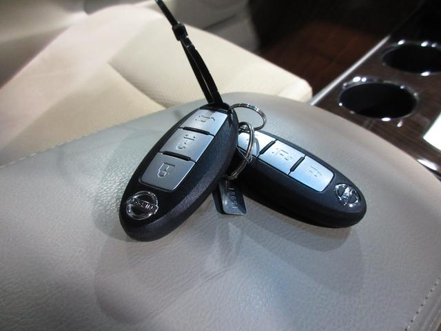 ティアナ ＸＬ　メモリーナビ　フルセグ　Ｂｌｕｅｔｏｏｔｈ　ＤＶＤ　ＣＤ　Ｂカメラ　ＥＴＣ　オットマン　パワーシート　スマートキー　プッシュスタート（65枚目）