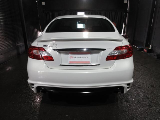 フーガ ３７０ＧＴ　クルコン　黒革　インパルエアロ　グリル　ダクト　ＨＤＤナビ　Ｂｌｕｅｔｏｏｔｈ　フルセグ　ＤＶＤ　ＣＤ　Ｂカメラ　ＥＴＣ　シートヒーター　クーラー　オットマン　社外１９ＡＷ　スマートキー（6枚目）
