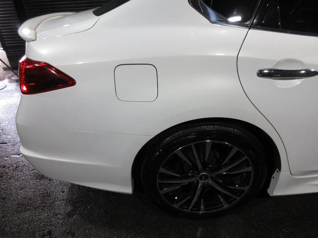 フーガ ３７０ＧＴ　クルコン　黒革　インパルエアロ　グリル　ダクト　ＨＤＤナビ　Ｂｌｕｅｔｏｏｔｈ　フルセグ　ＤＶＤ　ＣＤ　Ｂカメラ　ＥＴＣ　シートヒーター　クーラー　オットマン　社外１９ＡＷ　スマートキー（27枚目）
