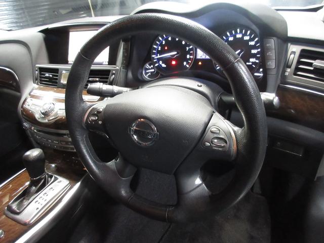 フーガ ３７０ＧＴ　クルコン　黒革　インパルエアロ　グリル　ダクト　ＨＤＤナビ　Ｂｌｕｅｔｏｏｔｈ　フルセグ　ＤＶＤ　ＣＤ　Ｂカメラ　ＥＴＣ　シートヒーター　クーラー　オットマン　社外１９ＡＷ　スマートキー（42枚目）