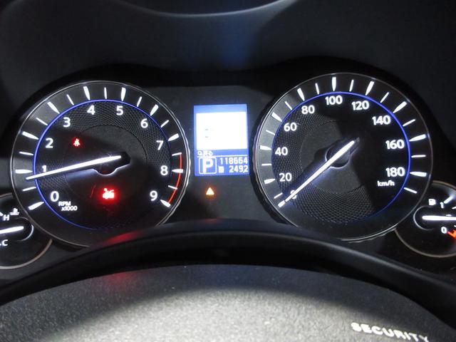 フーガ ３７０ＧＴ　クルコン　黒革　インパルエアロ　グリル　ダクト　ＨＤＤナビ　Ｂｌｕｅｔｏｏｔｈ　フルセグ　ＤＶＤ　ＣＤ　Ｂカメラ　ＥＴＣ　シートヒーター　クーラー　オットマン　社外１９ＡＷ　スマートキー（67枚目）
