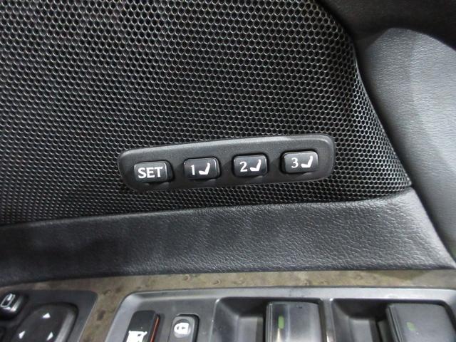 ＩＳ ＩＳ２５０　バージョンＬ　パドルシフト　クルコン　黒革　ＨＤＤナビ　フルセグ　ＤＶＤ　ＣＤ　Ｂカメラ　ＥＴＣ　シートヒーター　クーラー　パワーシート　スマートキー　プッシュスタート（78枚目）