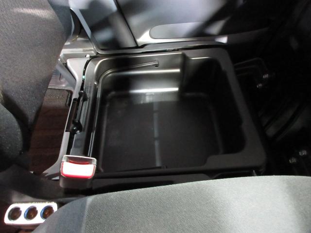 ルークス ハイウェイスターターボ　ターボ　両側パワスラ　ＣＤ　ベンチシート　ＨＩＤ　フォグ　オートライト　スマートキー　プッシュスタート（79枚目）
