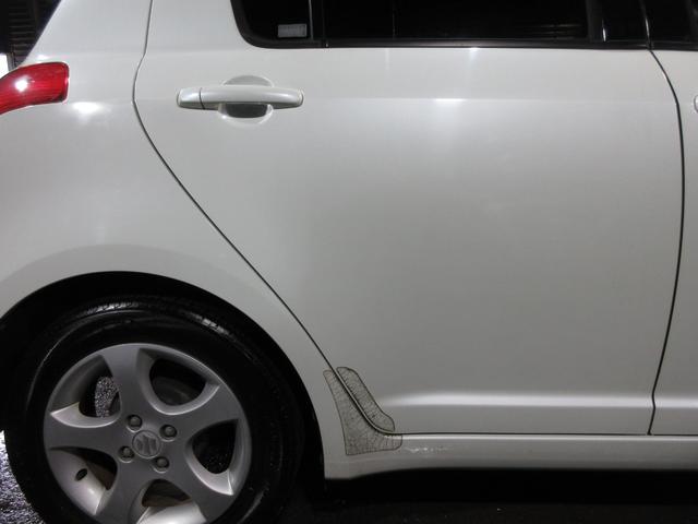 スイフト １．３ＸＧ　リミテッド　メモリーナビ　フルセグ　Ｂｌｕｅｔｏｏｔｈ　ＤＶＤ　ＣＤ　スマートキー（8枚目）