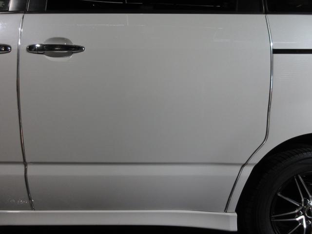 ノア Ｘ　リミテッド　ワンオーナー　取説　禁煙車　両側パワスラ　ＨＤＤナビ　ＤＶＤ　ＣＤ　Ｂカメラ　ＥＴＣ　エアロ　キーレス（4枚目）