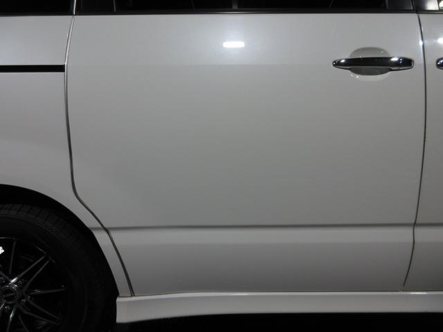 ノア Ｘ　リミテッド　ワンオーナー　取説　禁煙車　両側パワスラ　ＨＤＤナビ　ＤＶＤ　ＣＤ　Ｂカメラ　ＥＴＣ　エアロ　キーレス（8枚目）