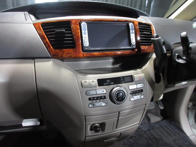 ノア Ｘ　リミテッド　ワンオーナー　取説　禁煙車　両側パワスラ　ＨＤＤナビ　ＤＶＤ　ＣＤ　Ｂカメラ　ＥＴＣ　エアロ　キーレス（57枚目）