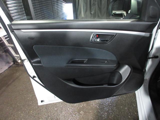 スイフト ＸＬ　ワンオーナー　メモリーナビ　フルセグ　Ｂｌｕｅｔｏｏｔｈ　ＤＶＤ　ＣＤ　ＥＴＣ　ＨＩＤ　フォグ　記録簿　スマートキー　プッシュスタート（52枚目）