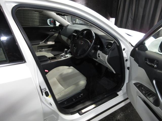 IS IS250 クルコン HDDナビ CD バックカメラ ETC パワーシート ソナー スマートキー プッシュスタート(13枚目)