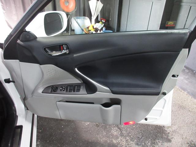 IS IS250 クルコン HDDナビ CD バックカメラ ETC パワーシート ソナー スマートキー プッシュスタート(41枚目)