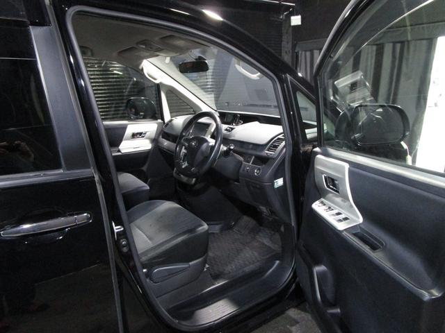 ヴォクシー ＺＳ　煌　後期　フリップダウンモニター　両側パワスラ　ＨＤＤナビ　フルセグ　Ｂｌｕｅｔｏｏｔｈ　ＤＶＤ　ＣＤ　Ｂカメラ　ＥＴＣ　スマートキー　プッシュスタート（13枚目）