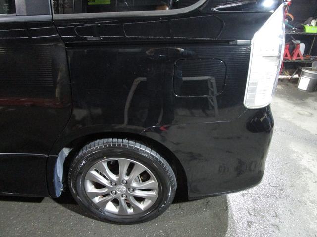 ヴォクシー ＺＳ　煌　後期　フリップダウンモニター　両側パワスラ　ＨＤＤナビ　フルセグ　Ｂｌｕｅｔｏｏｔｈ　ＤＶＤ　ＣＤ　Ｂカメラ　ＥＴＣ　スマートキー　プッシュスタート（32枚目）