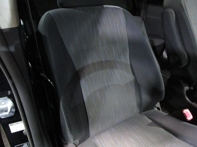 ヴォクシー ＺＳ　煌　後期　フリップダウンモニター　両側パワスラ　ＨＤＤナビ　フルセグ　Ｂｌｕｅｔｏｏｔｈ　ＤＶＤ　ＣＤ　Ｂカメラ　ＥＴＣ　スマートキー　プッシュスタート（45枚目）