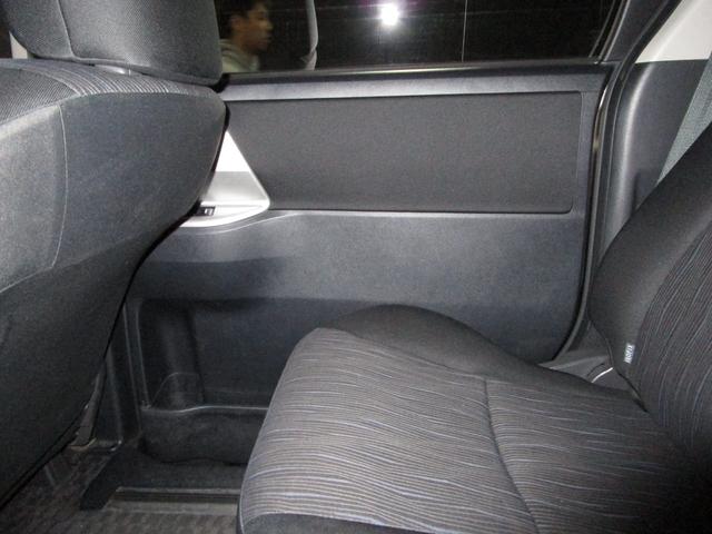 ヴォクシー ＺＳ　煌　後期　フリップダウンモニター　両側パワスラ　ＨＤＤナビ　フルセグ　Ｂｌｕｅｔｏｏｔｈ　ＤＶＤ　ＣＤ　Ｂカメラ　ＥＴＣ　スマートキー　プッシュスタート（46枚目）