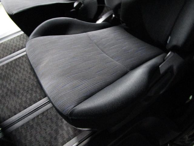 ヴォクシー ＺＳ　煌　後期　フリップダウンモニター　両側パワスラ　ＨＤＤナビ　フルセグ　Ｂｌｕｅｔｏｏｔｈ　ＤＶＤ　ＣＤ　Ｂカメラ　ＥＴＣ　スマートキー　プッシュスタート（50枚目）