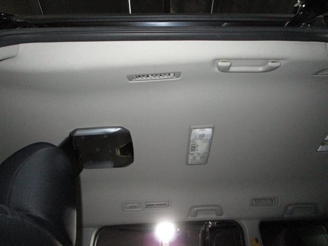 ヴォクシー ＺＳ　煌　後期　フリップダウンモニター　両側パワスラ　ＨＤＤナビ　フルセグ　Ｂｌｕｅｔｏｏｔｈ　ＤＶＤ　ＣＤ　Ｂカメラ　ＥＴＣ　スマートキー　プッシュスタート（60枚目）