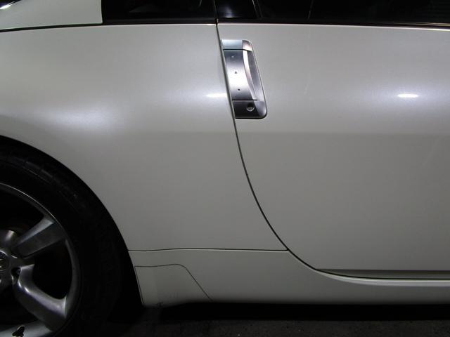 フェアレディＺ バージョンＳＴ　黒革　ＢＯＳＥサウンド　純正ナビ　ＣＤ　バックカメラ　ＥＴＣ　シートヒーター　パワーシート　キーレス（8枚目）