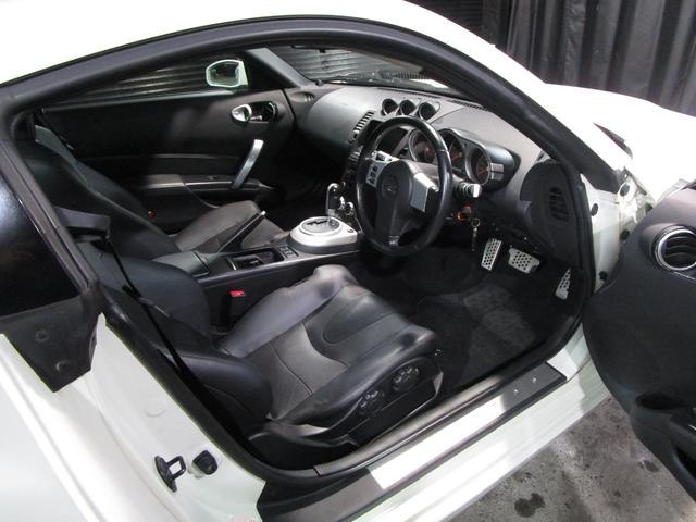 フェアレディＺ バージョンＳＴ　黒革　ＢＯＳＥサウンド　純正ナビ　ＣＤ　バックカメラ　ＥＴＣ　シートヒーター　パワーシート　キーレス（13枚目）