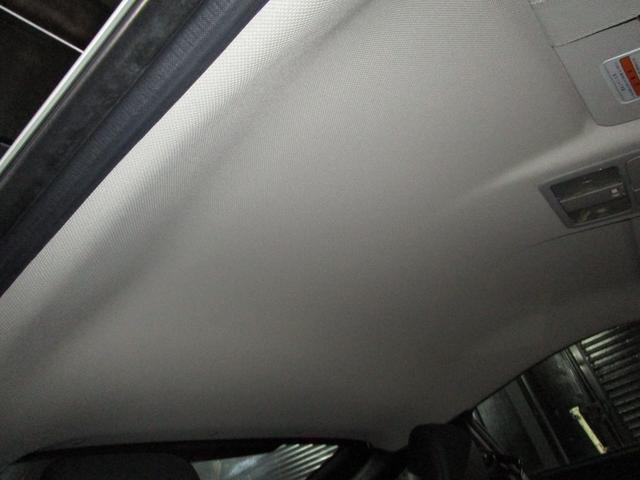 フェアレディＺ バージョンＳＴ　黒革　ＢＯＳＥサウンド　純正ナビ　ＣＤ　バックカメラ　ＥＴＣ　シートヒーター　パワーシート　キーレス（18枚目）