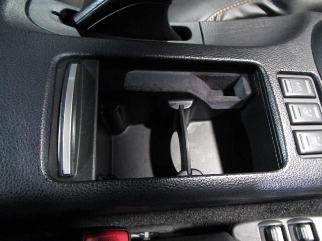 フェアレディＺ バージョンＳＴ　黒革　ＢＯＳＥサウンド　純正ナビ　ＣＤ　バックカメラ　ＥＴＣ　シートヒーター　パワーシート　キーレス（79枚目）