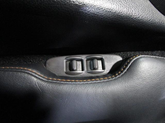 フェアレディＺ バージョンＳＴ　黒革　ＢＯＳＥサウンド　純正ナビ　ＣＤ　バックカメラ　ＥＴＣ　シートヒーター　パワーシート　キーレス（80枚目）