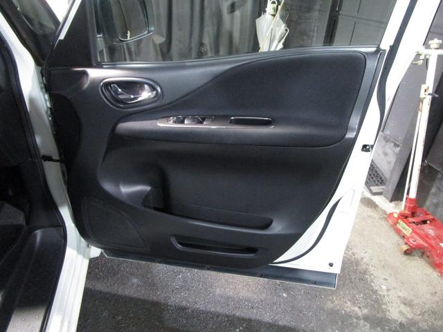 セレナ ライダー クルコン 両側パワスラ フリップダウンモニター メモリーナビ Bluetooth DVD CD バックカメラ ETC スマートキー プッシュスタート(41枚目)