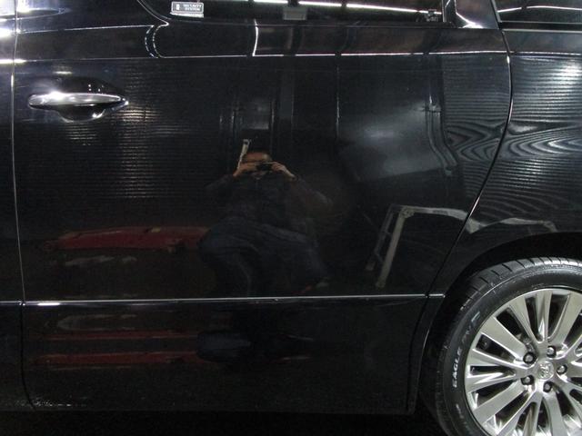 アルファード ２４０Ｓ　タイプゴールド　後期　モデリスタエアロ　クルコン　両側パワスラ　ハーフレザー　ＨＤＤナビ　フルセグ　Ｂｌｕｅｔｏｏｔｈ　ＤＶＤ　ＣＤ　Ｂカメラ　ＥＴＣ　ソナー　スマートキー　プッシュスタート（4枚目）