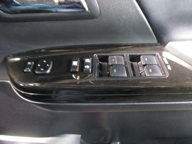 アルファード ２４０Ｓ　タイプゴールド　後期　モデリスタエアロ　クルコン　両側パワスラ　ハーフレザー　ＨＤＤナビ　フルセグ　Ｂｌｕｅｔｏｏｔｈ　ＤＶＤ　ＣＤ　Ｂカメラ　ＥＴＣ　ソナー　スマートキー　プッシュスタート（80枚目）