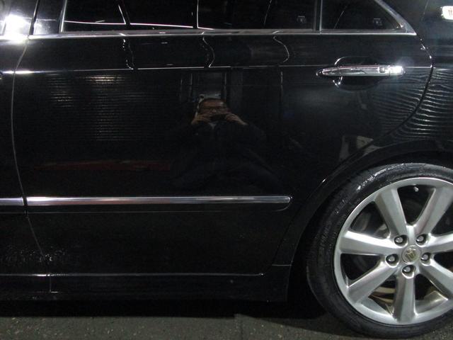 クラウン アスリート　６０ｔｈスペシャルエディション　後期　クルコン　ＨＤＤナビ　ＣＤ　バックカメラ　ＥＴＣ　ソナー　ローダウン　車高調　エアロ　スマートキー　プッシュスタート（4枚目）