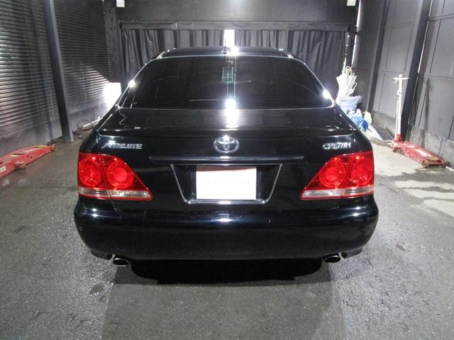 クラウン アスリート　６０ｔｈスペシャルエディション　後期　クルコン　ＨＤＤナビ　ＣＤ　バックカメラ　ＥＴＣ　ソナー　ローダウン　車高調　エアロ　スマートキー　プッシュスタート（6枚目）