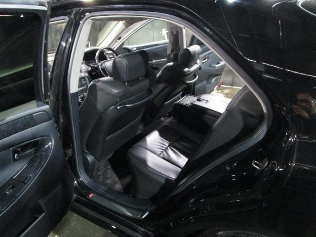 クラウン アスリート　６０ｔｈスペシャルエディション　後期　クルコン　ＨＤＤナビ　ＣＤ　バックカメラ　ＥＴＣ　ソナー　ローダウン　車高調　エアロ　スマートキー　プッシュスタート（16枚目）