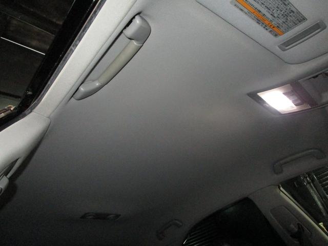 クラウン アスリート　６０ｔｈスペシャルエディション　後期　クルコン　ＨＤＤナビ　ＣＤ　バックカメラ　ＥＴＣ　ソナー　ローダウン　車高調　エアロ　スマートキー　プッシュスタート（18枚目）