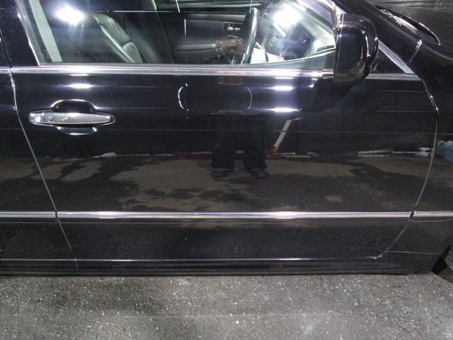 クラウン アスリート　６０ｔｈスペシャルエディション　後期　クルコン　ＨＤＤナビ　ＣＤ　バックカメラ　ＥＴＣ　ソナー　ローダウン　車高調　エアロ　スマートキー　プッシュスタート（24枚目）