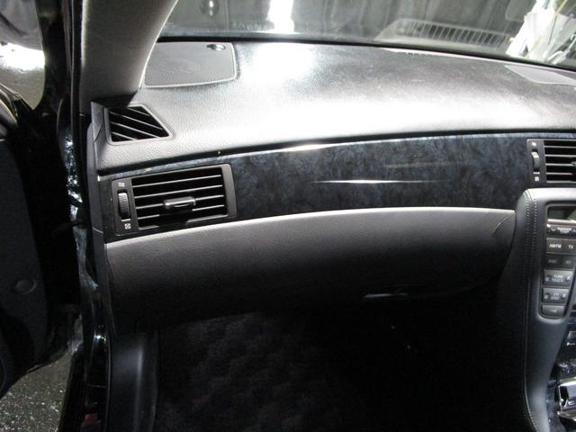 クラウン アスリート　６０ｔｈスペシャルエディション　後期　クルコン　ＨＤＤナビ　ＣＤ　バックカメラ　ＥＴＣ　ソナー　ローダウン　車高調　エアロ　スマートキー　プッシュスタート（56枚目）