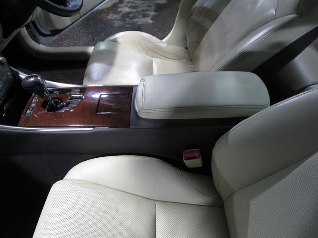 ＩＳ ＩＳ２５０　バージョンＬ　後期　パドルシフト　クルコン　革シート　ＨＤＤナビ　Ｂｌｕｅｔｏｏｔｈ　フルセグ　ＤＶＤ　ＣＤ　バックカメラ　ＥＴＣ　ソナー　スマートキー　プッシュスタート（58枚目）