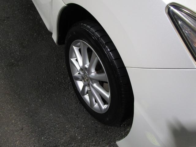 �^�C���ƃA���~�͐�p��܂ŃN���[�j���O���ō��������v�`�w�ŃR�[�e�B���O���܂��B�G���W�����[���͎Ԃ̂��߂ɉߏ�Ȑ��|�͂��Ă���܂���B