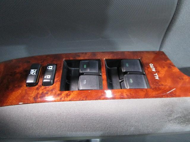 �Ɣ̂̕������������t���ɗ����Ă��蓯�Ǝ҂����������Ȃ�ԉ��Ƃ̕]�������������Ă���܂��B