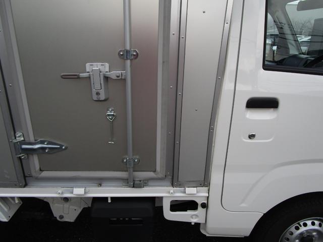 ハイゼットトラック スタンダード　ワンオーナー　アイドリングストップ　パネルバン　サイドドア　コーナーセンサー　オートヘッドライト（9枚目）