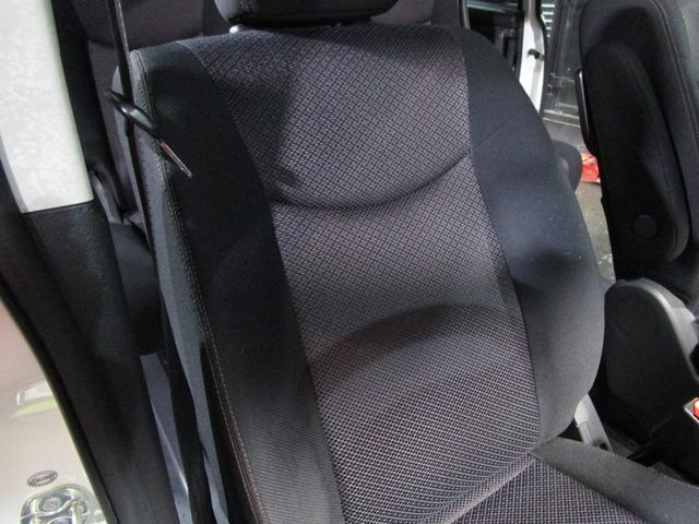 セレナ ハイウェイスター　Ｖセレクション　アイドリングＳ　クルコン　両側パワスラ　メモリーナビ　Ｂｌｕｅｔｏｏｔｈ　フルセグ　ＤＶＤ　ＣＤ　バックカメラ　ＥＴＣ　ソナー　スマートキー　プッシュスタート（60枚目）