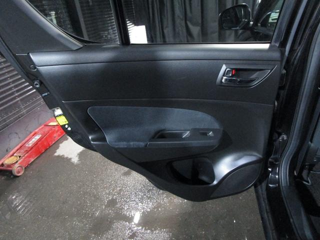 �Ɣ̂̕������������t���ɗ����Ă��蓯�Ǝ҂����������Ȃ�ԉ��Ƃ̕]�������������Ă���܂��B