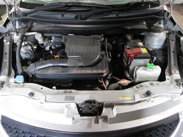 �^�C���ƃA���~�͐�p��܂ŃN���[�j���O���ō��������v�`�w�ŃR�[�e�B���O���܂��B�G���W�����[���͎Ԃ̂��߂ɉߏ�Ȑ��|�͂��Ă���܂���B