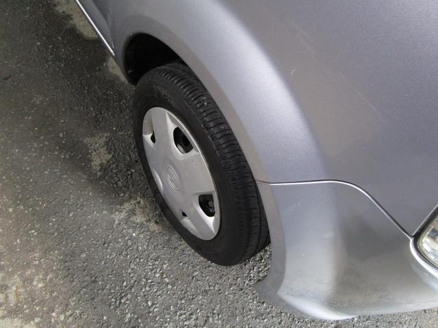 �^�C���ƃA���~�͐�p��܂ŃN���[�j���O���ō��������v�`�w�ŃR�[�e�B���O���܂��B�G���W�����[���͎Ԃ̂��߂ɉߏ�Ȑ��|�͂��Ă���܂���B