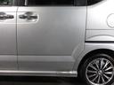 『支払総額』点検、整備、登録、車検2(1年の車は1年)年付きのお車は車検にかかる諸費用(自賠責、重量税など)、内外装クリーニングを全て含んでおります。(陸送費、福岡ナンバー管轄外手数料は別途)
