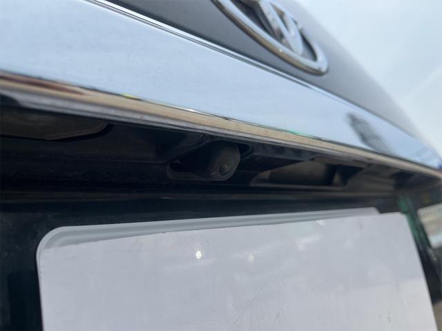 アルファード ２４０Ｓ　ＥＴＣ　バックカメラ　ナビ　ＴＶ　クリアランスソナー　両側スライド・片側電動　オートライト　ＨＩＤ　スマートキー　電動格納ミラー　後席モニター　３列シート　オットマン　ＣＶＴ　アルミホイール　ＣＤ（18枚目）