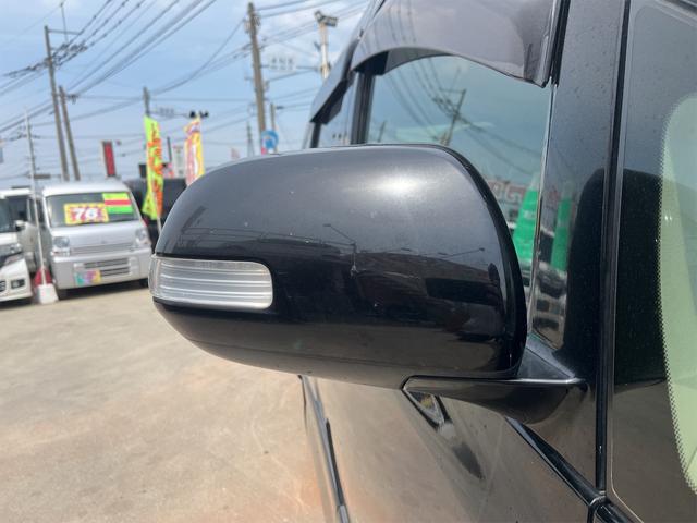 アルファード ２４０Ｓ　ＥＴＣ　バックカメラ　ナビ　ＴＶ　クリアランスソナー　両側スライド・片側電動　オートライト　ＨＩＤ　スマートキー　電動格納ミラー　後席モニター　３列シート　オットマン　ＣＶＴ　アルミホイール　ＣＤ（30枚目）