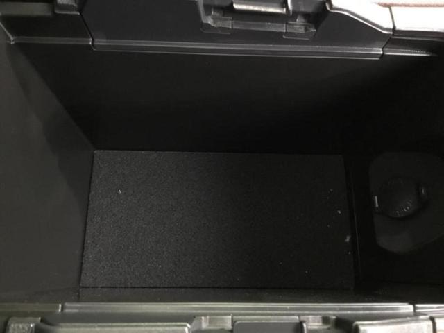 ハリアー Ｚレザーパッケージ　サンルーフ／ＪＢＬ／保証書／純正　ＳＤナビ／デジタルインナーミラー／トヨタセーフティセンス／シートエアコン／パノラミックビューモニター／車線逸脱防止支援システム／シート　フルレザー　革シート　ドラレコ（32枚目）