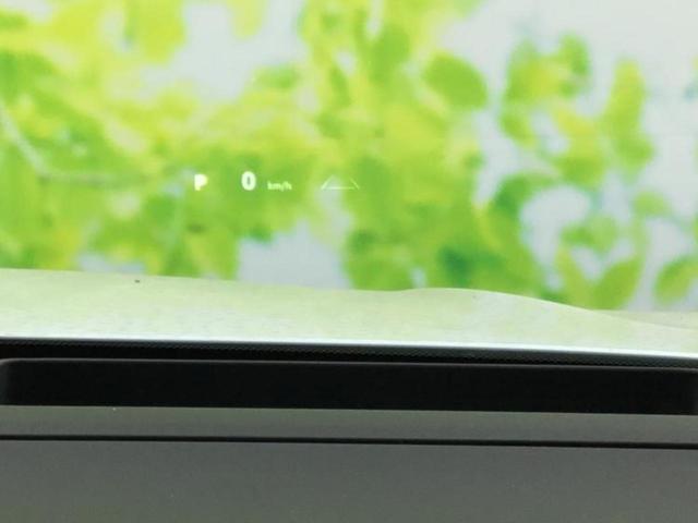 クラウンスポーツ ４ＷＤスポーツＺ　ガラスルーフ／純正エアロ／保証書／純正　ＳＤナビ／デジタルインナーミラー／トヨタセーフティセンス／シートヒーター　前席／全方位モニター／車線逸脱防止支援システム／シート　フルレザー　革シート　ＥＴＣ（35枚目）