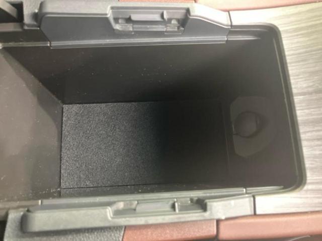 ハリアー Ｚ　新品タイヤ／ＪＢＬ／保証書／ディスプレイオーディオ＋ナビ１２．３インチ／デジタルインナーミラー／トヨタセーフティセンス／パノラミックビューモニター／車線逸脱防止支援システム　衝突被害軽減システム（32枚目）